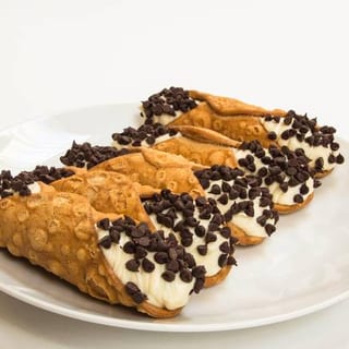 Chocolate Chip Cannoli 